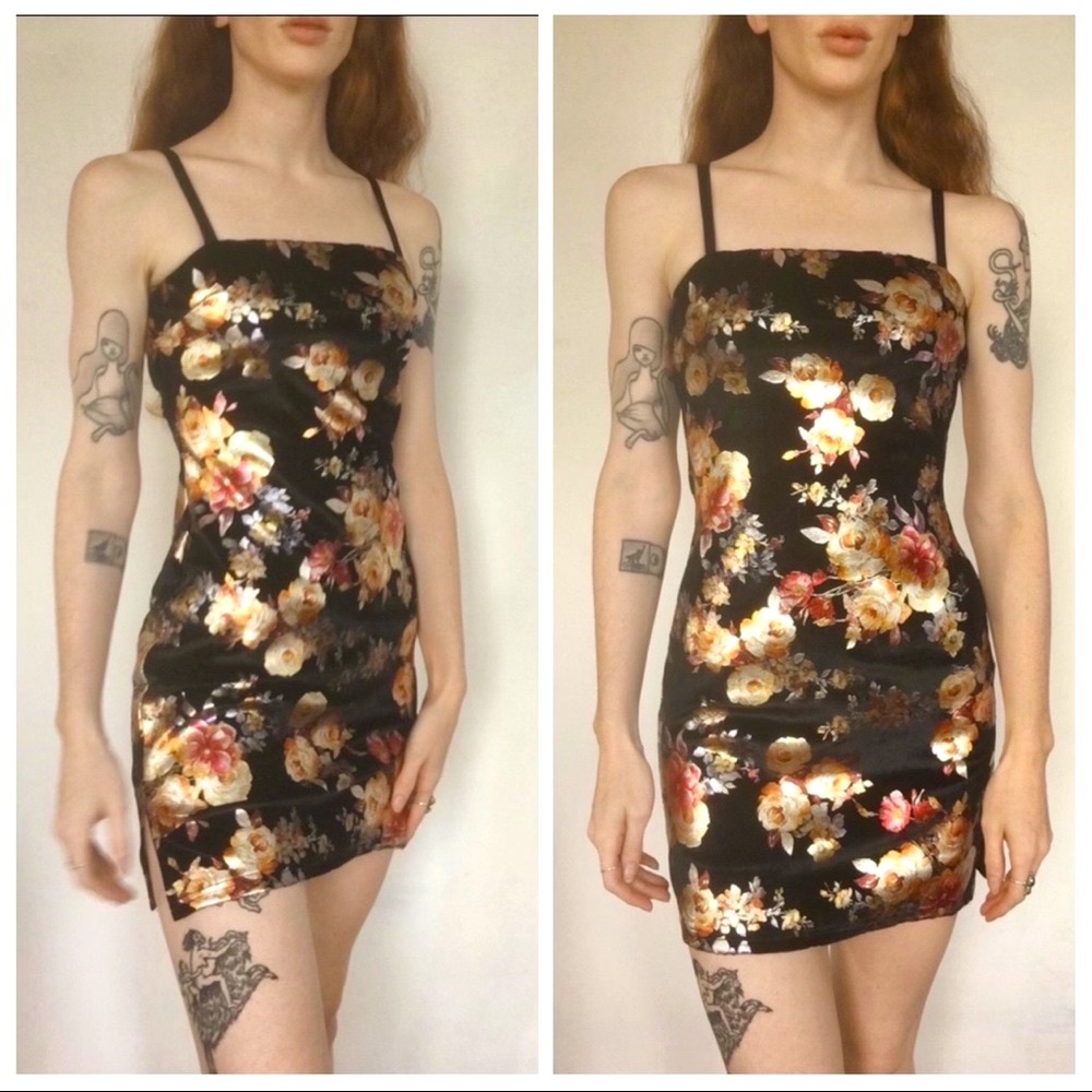 I.AM.GIA. Foil Floral Dress size Small